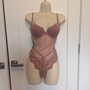 NWT Adore Me mauve-colored lacy lingerie